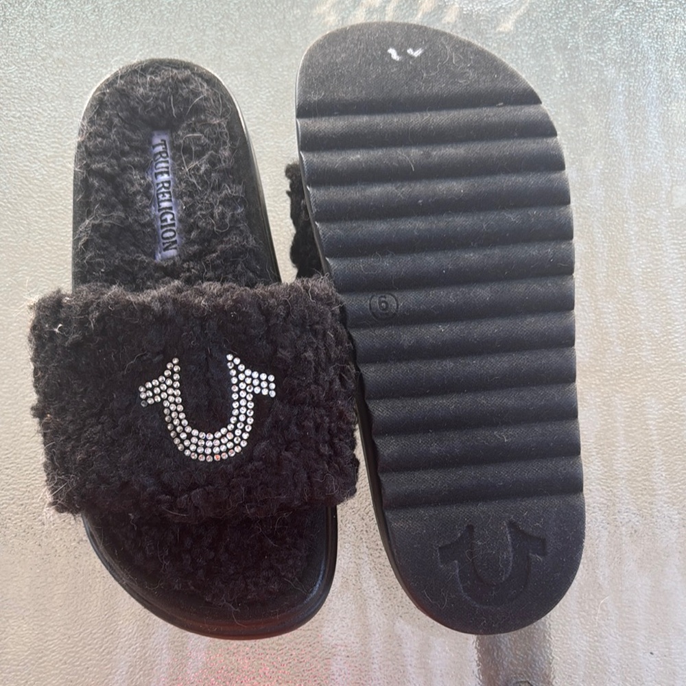 True Religion Black Fuzzy Slippers with Metallic Detail platform sandals